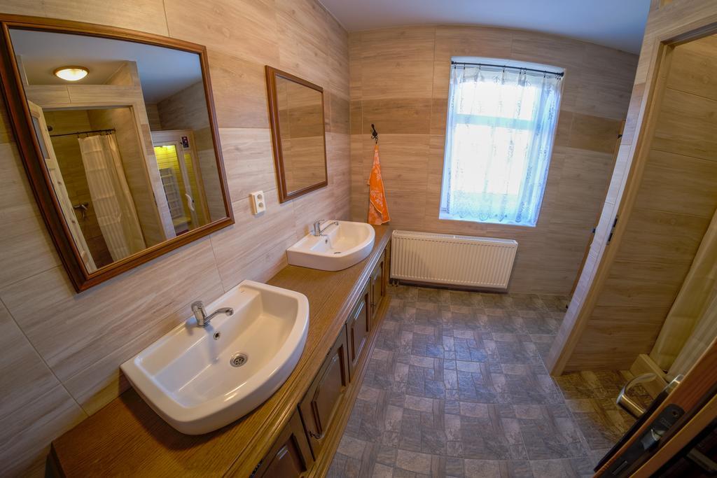 Hostal Stovka Božanov Exterior foto